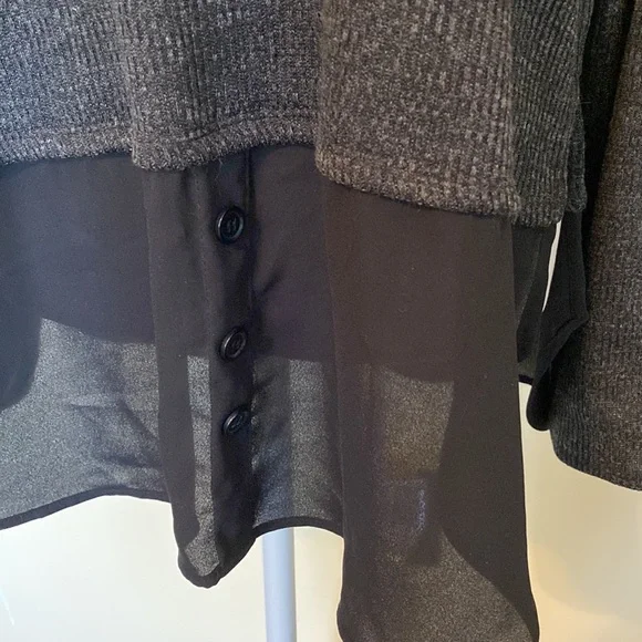 NY Collection top - Picture 4 of 15